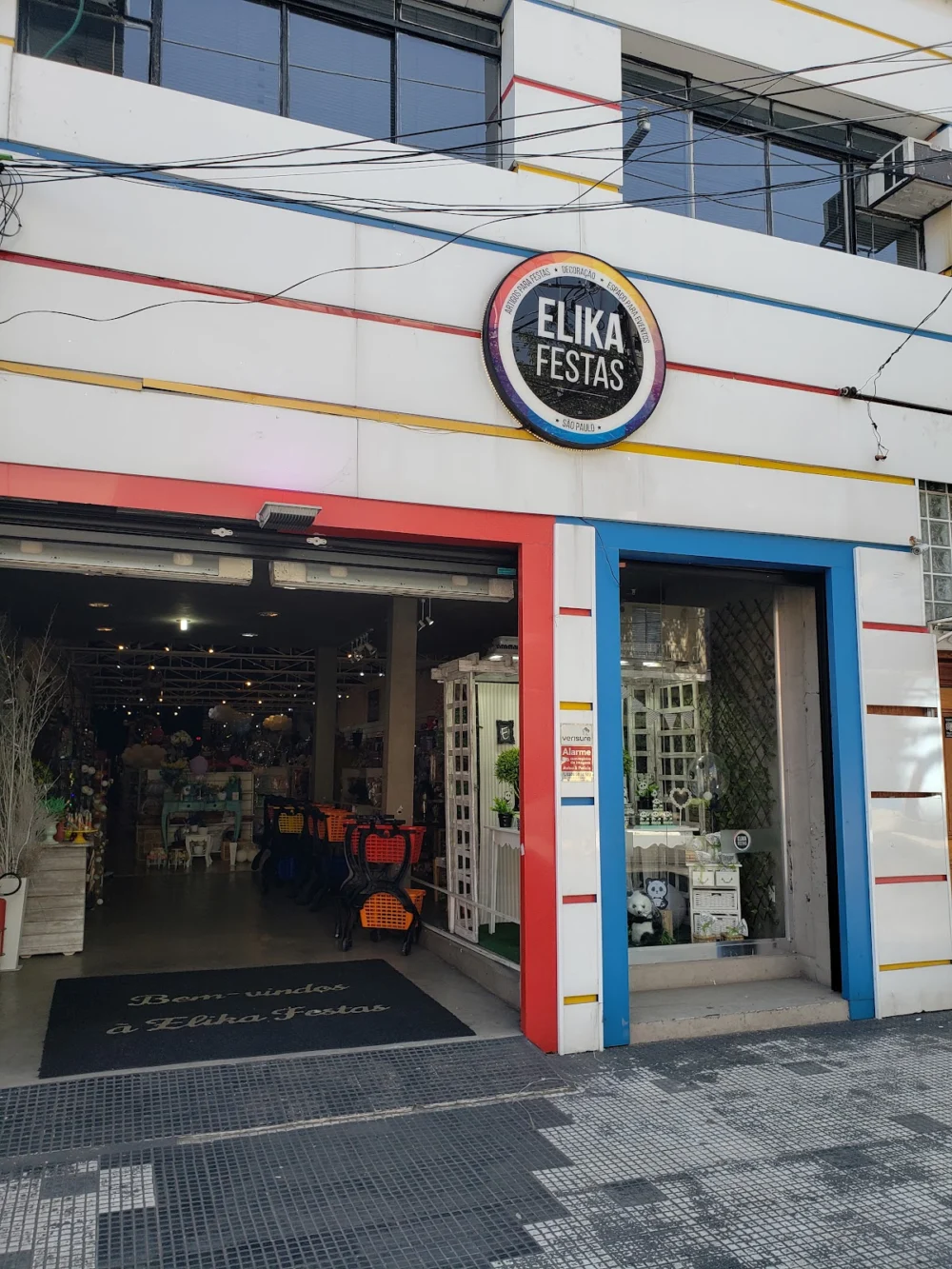 Elika Festas