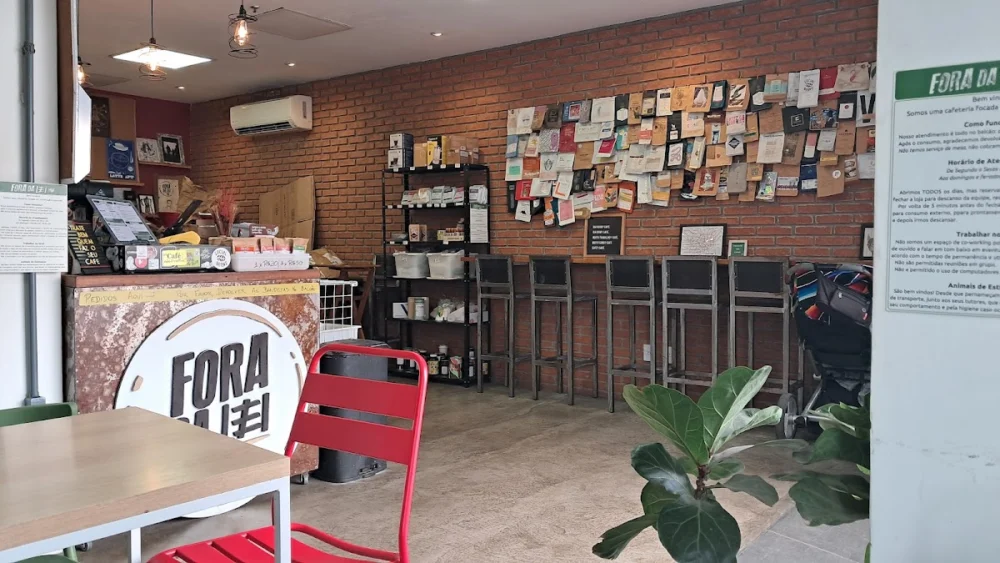 Fora da Lei Café