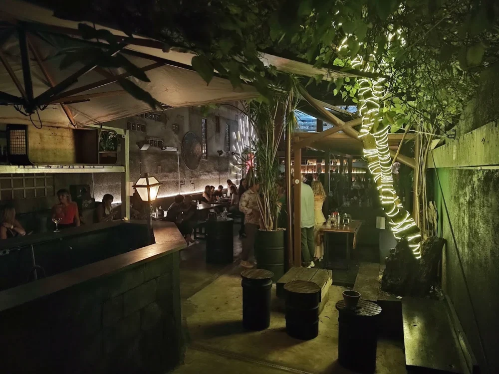 ISCONDIDO BAR